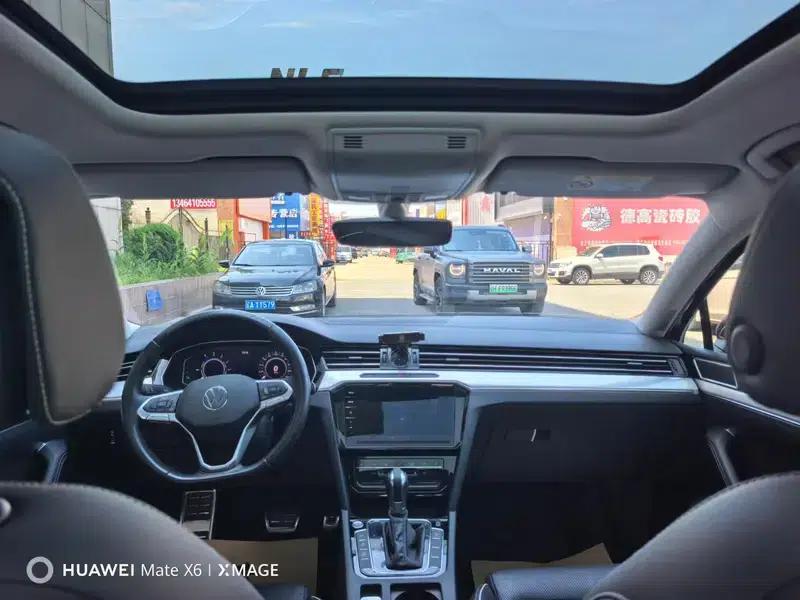2022 Volkswagen Magotan PHEV Luxury Edition — миниатюра 7