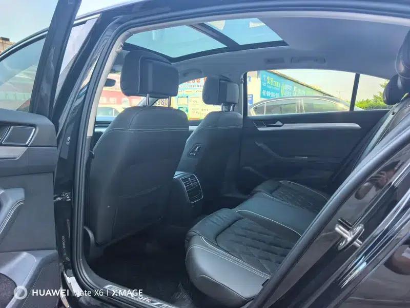 2022 Volkswagen Magotan PHEV Luxury Edition — миниатюра 9