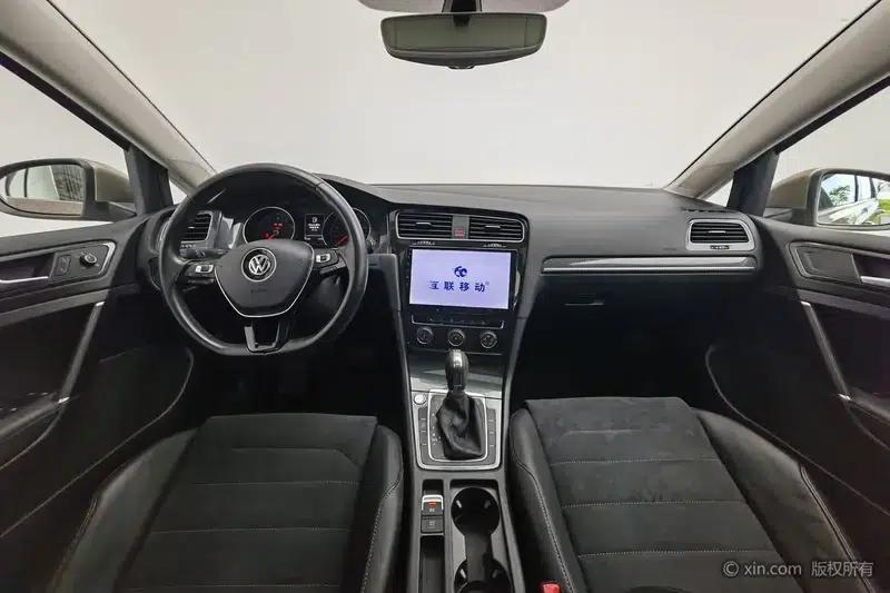 2018 Golf 230TSI Automatic Luxury — миниатюра 12