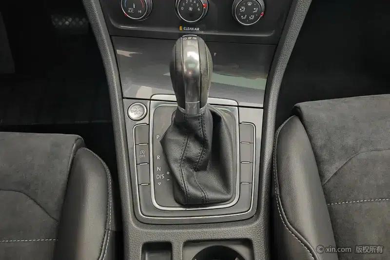 2018 Golf 230TSI Automatic Luxury — миниатюра 14