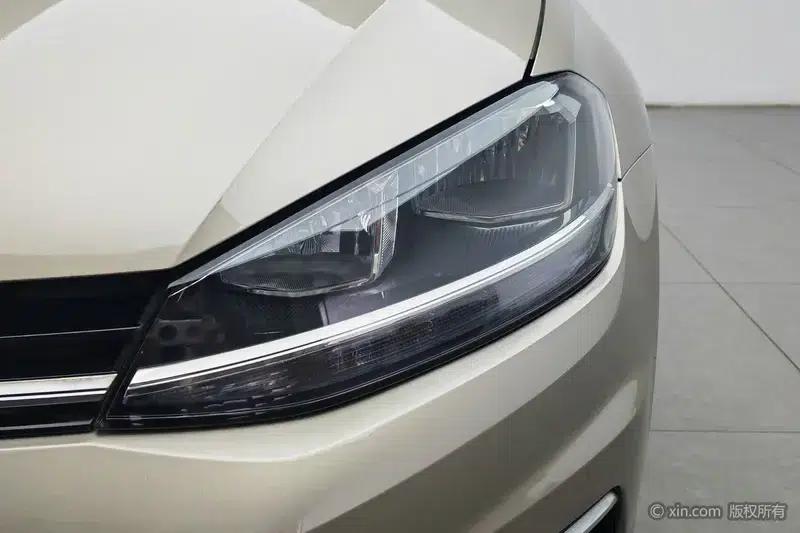 2018 Golf 230TSI Automatic Luxury — миниатюра 7