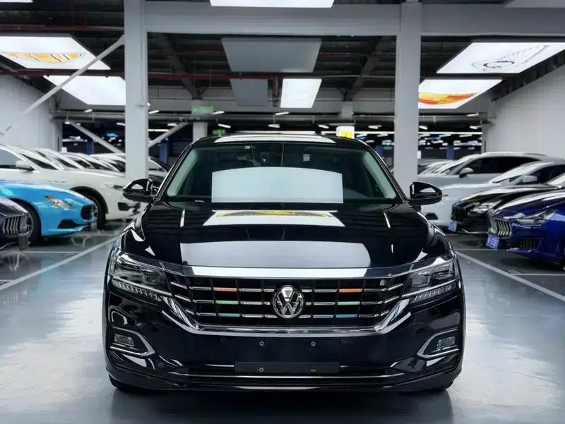 2019 Volkswagen Passat 330TSI Luxury Edition (China VI Emission Standard) — миниатюра 2