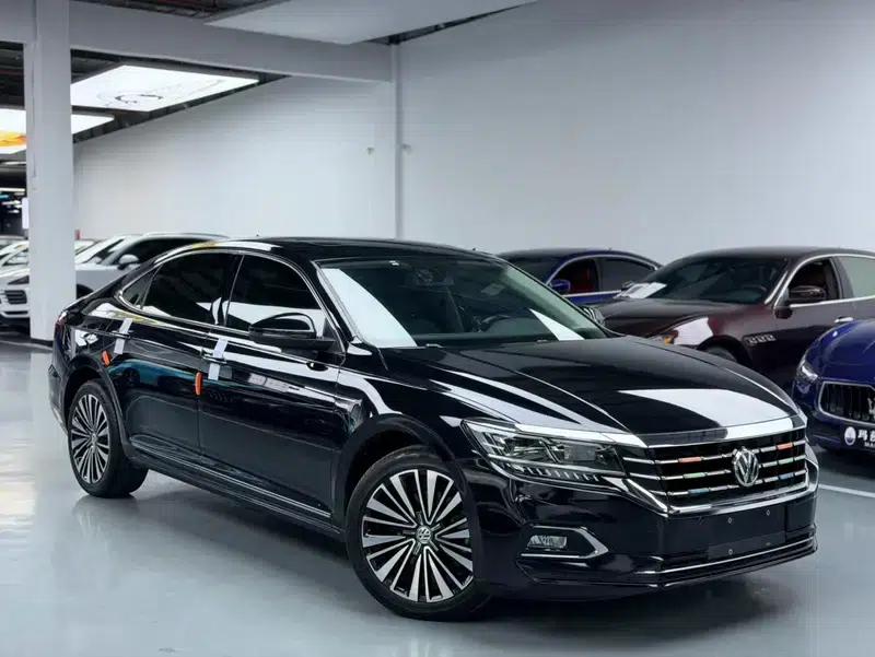 2019 Volkswagen Passat 330TSI Luxury Edition (China VI Emission Standard) — миниатюра 3