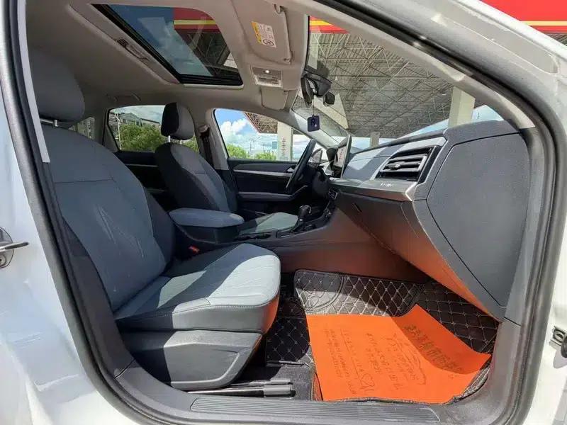 2023 Volkswagen Lavida 1.5L Automatic Five Million Edition — миниатюра 11