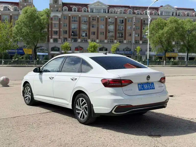 2023 Volkswagen Lavida 1.5L Automatic Five Million Edition — миниатюра 4