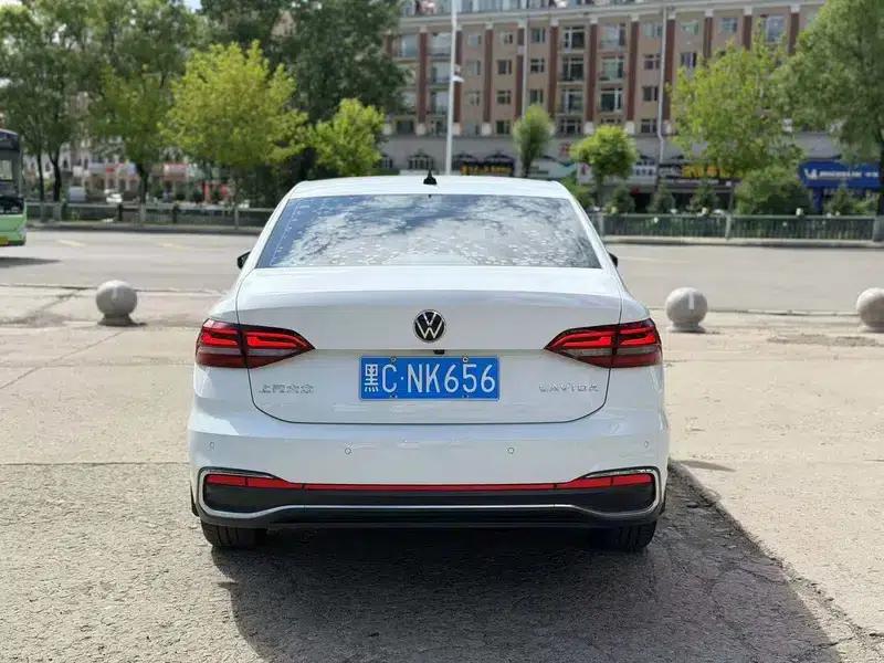 2023 Volkswagen Lavida 1.5L Automatic Five Million Edition — миниатюра 5