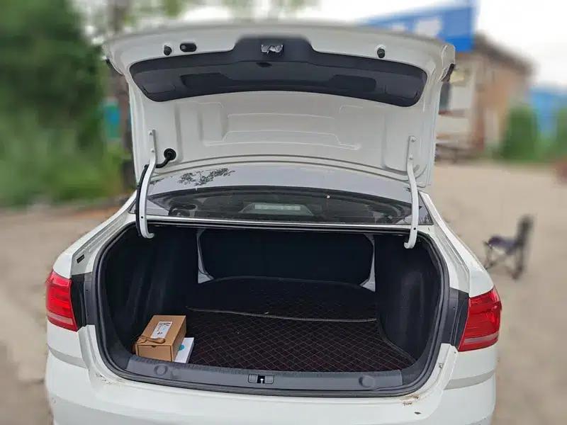 2017 Volkswagen Lavida 1.6L Automatic Comfort Edition — миниатюра 21