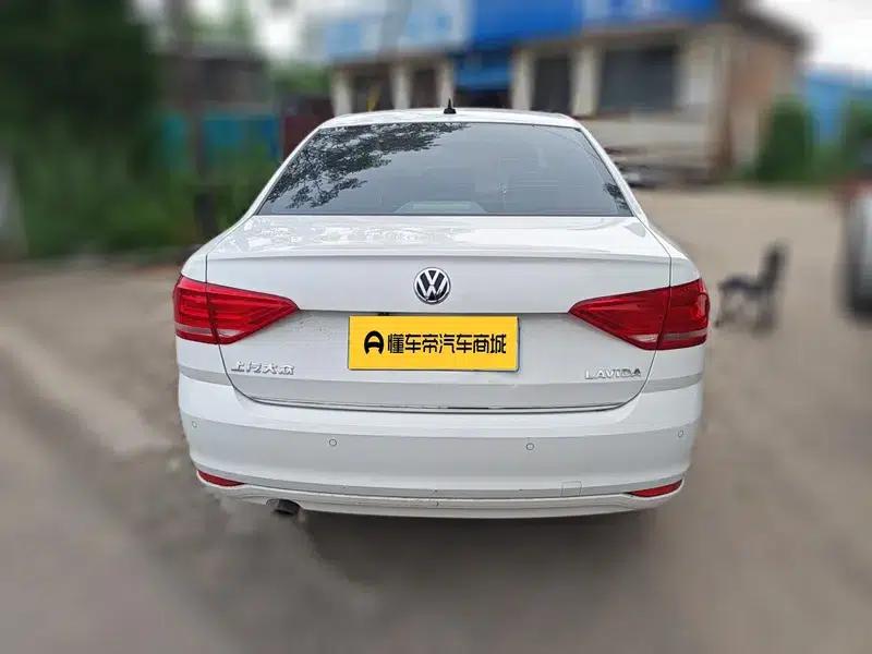 2017 Volkswagen Lavida 1.6L Automatic Comfort Edition — миниатюра 5