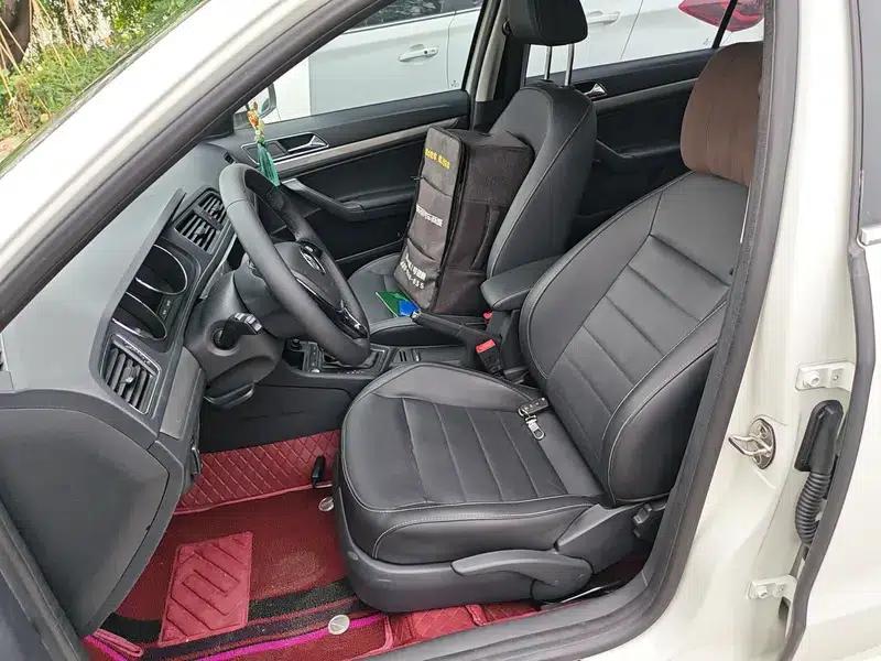 2017 Volkswagen Lavida 1.6L Automatic Comfort Edition — миниатюра 7