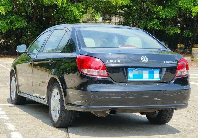 Lavida 2008 1.6L Automatic Premium Edition — миниатюра 4