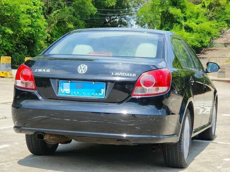 Lavida 2008 1.6L Automatic Premium Edition — миниатюра 6