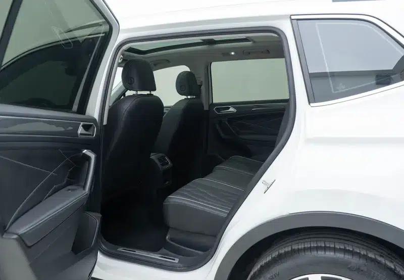 Tiguan L 2024 330TSI 2WD R-Line Premium Edition — миниатюра 18