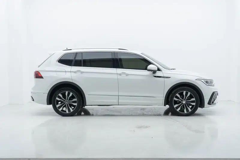 Tiguan L 2024 330TSI 2WD R-Line Premium Edition — миниатюра 8