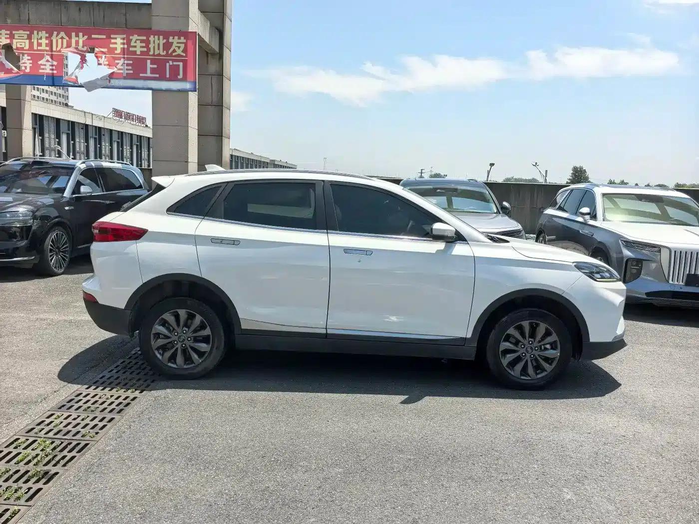 Weltmeister EX5 2018 EX5 400 Lite Explorer Edition — миниатюра 3