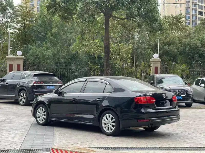 2013 Volkswagen Sagitar 1.4TSI BlueMotion Edition — миниатюра 4