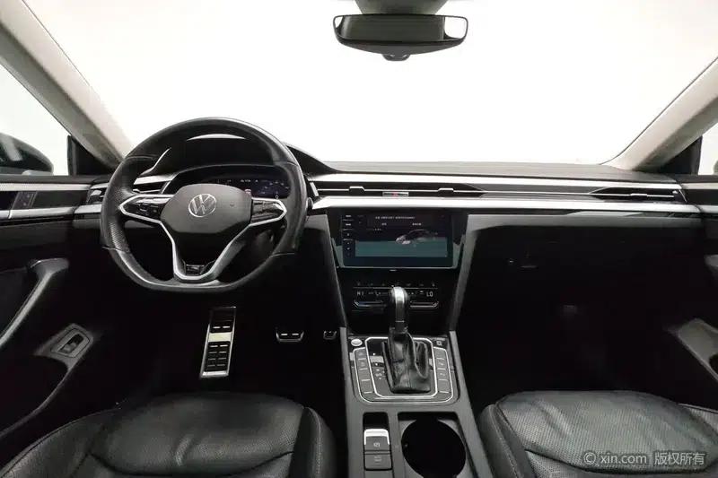 Volkswagen CC 2021 380TSI Striking Edition — миниатюра 12