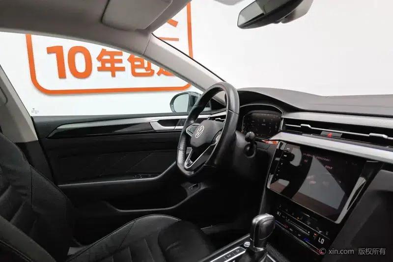 Volkswagen CC 2021 380TSI Striking Edition — миниатюра 16