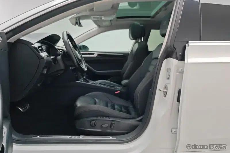 Volkswagen CC 2021 380TSI Striking Edition — миниатюра 17