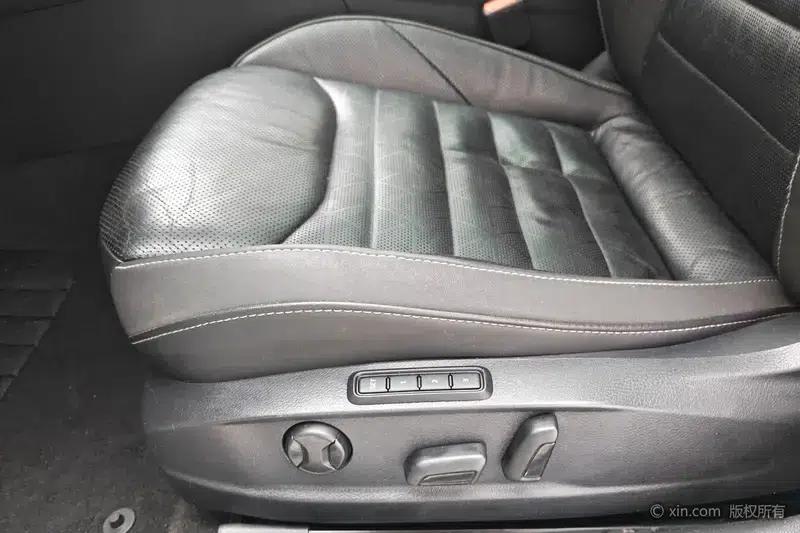 Volkswagen CC 2021 380TSI Striking Edition — миниатюра 18