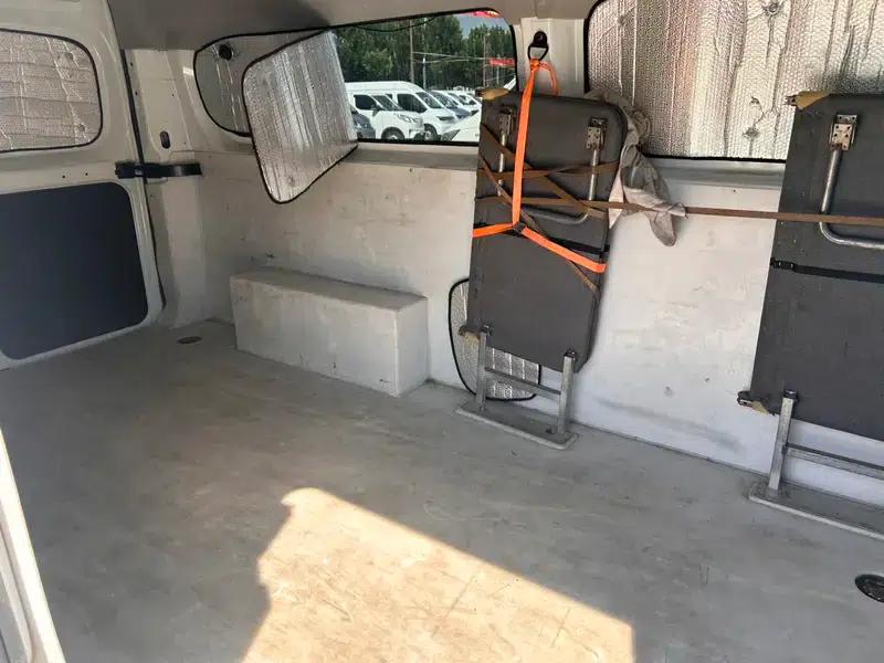 Dana V1 2025 V1+ Long Wheelbase High Roof Multi-functional Edition 64kWh — миниатюра 8