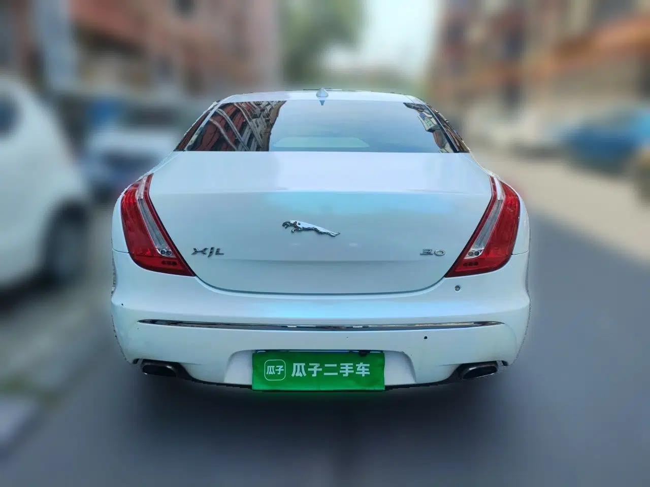 Jaguar XJ 2013 XJL 2.0T Elegance Business Edition — миниатюра 5