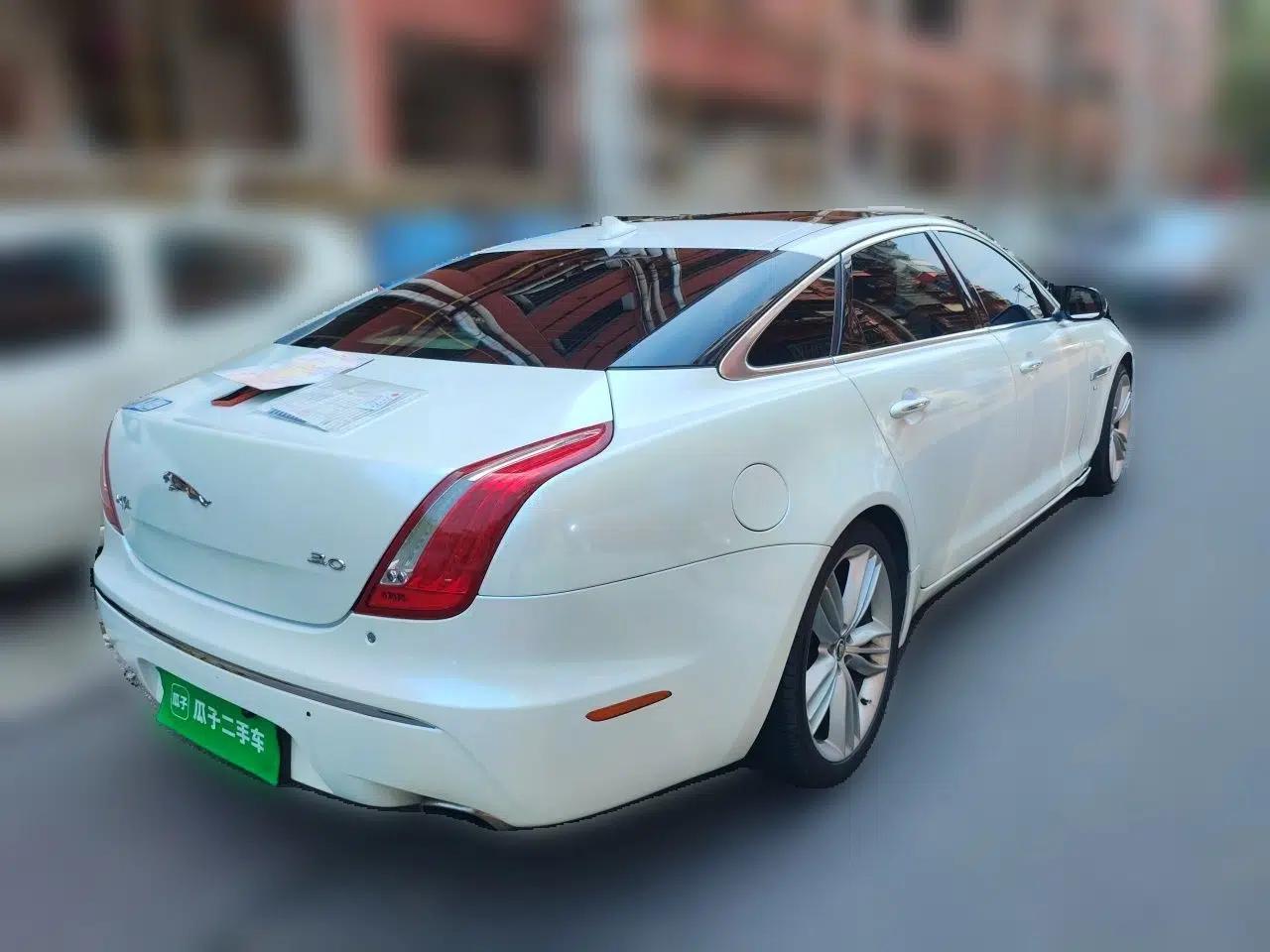 Jaguar XJ 2013 XJL 2.0T Elegance Business Edition — миниатюра 6