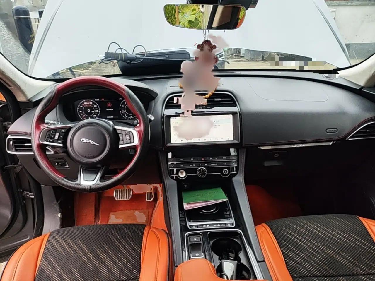 Jaguar F-PACE 2020 2.0T Rally Edition — миниатюра 18