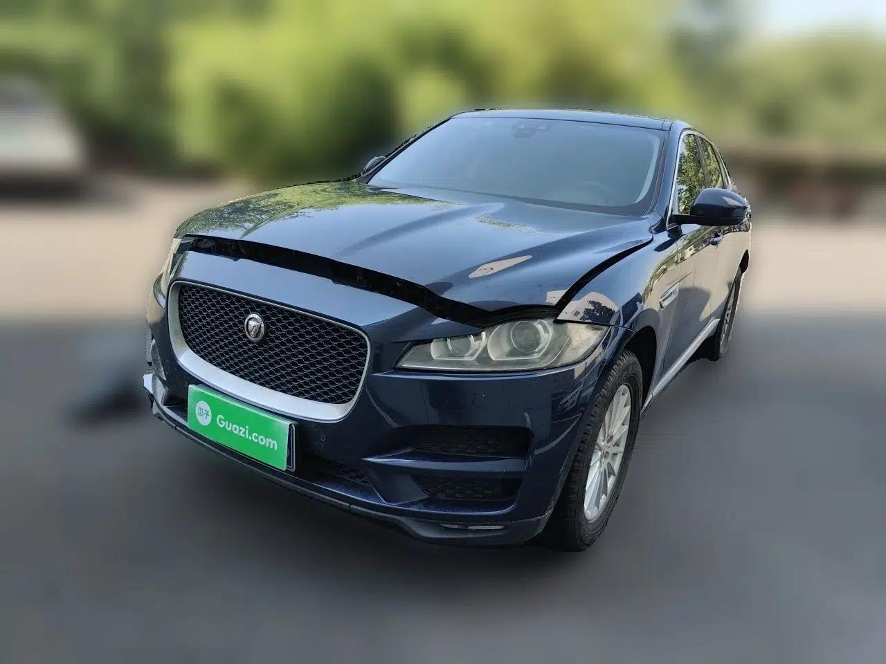 Jaguar F-PACE 2018 2.0T Two-Wheel Drive Urban Deluxe Edition — миниатюра 1