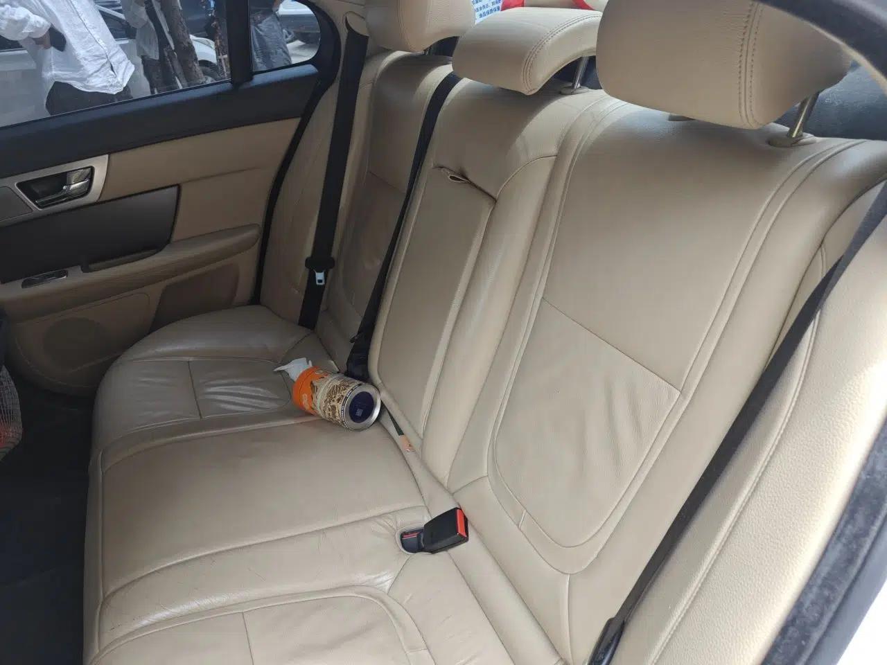 Jaguar XF 2012 XF 3.0L V6 London Limited Edition — миниатюра 17