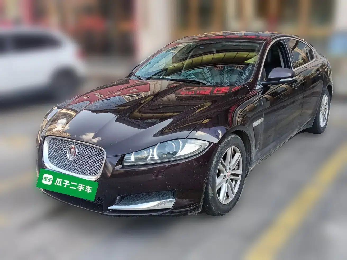 Jaguar XF 2015 XF 2.0T Prestige Edition — миниатюра 1