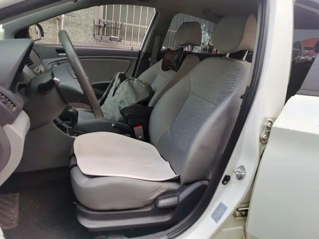 2016 Hyundai Reina 1.4L Automatic Intelligent GLS — миниатюра 11