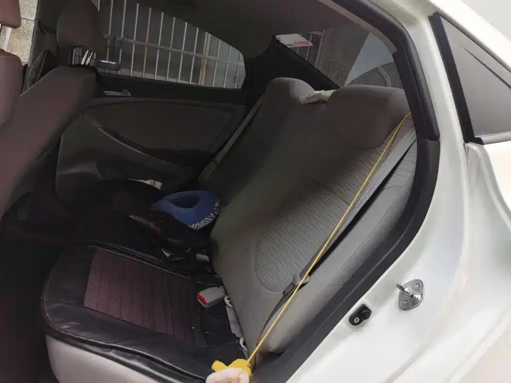 2016 Hyundai Reina 1.4L Automatic Intelligent GLS — миниатюра 13