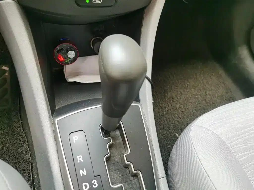 2016 Hyundai Reina 1.4L Automatic Intelligent GLS — миниатюра 10