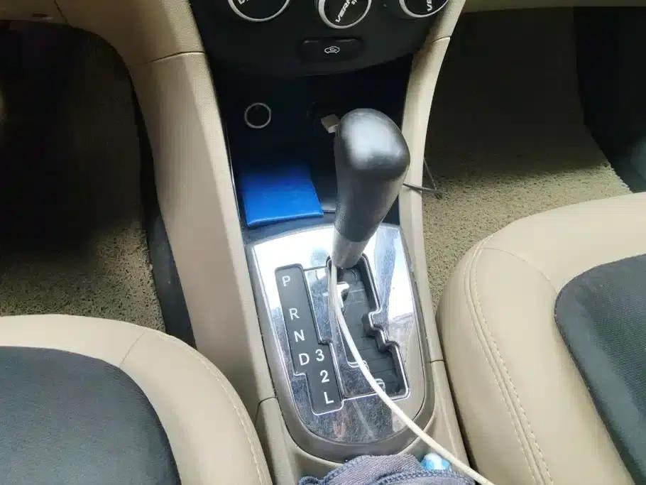 2014 Hyundai Reina 1.4L Automatic Leading Edition GLX — миниатюра 16