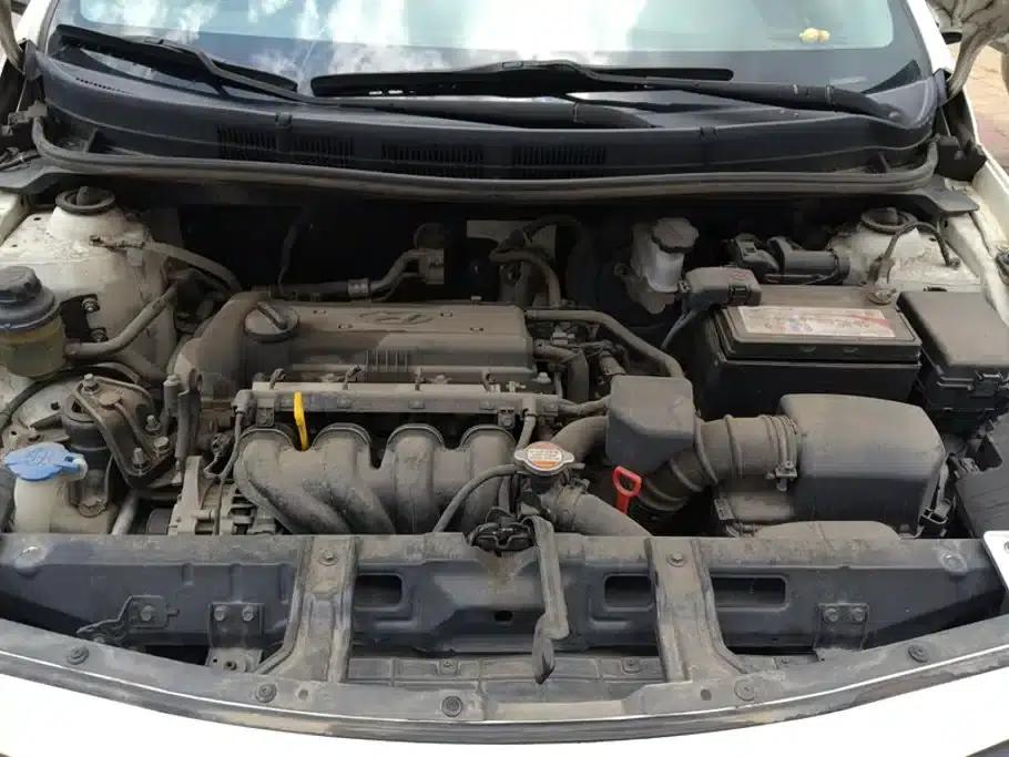 2014 Hyundai Reina 1.4L Automatic Intelligent GLS — миниатюра 10