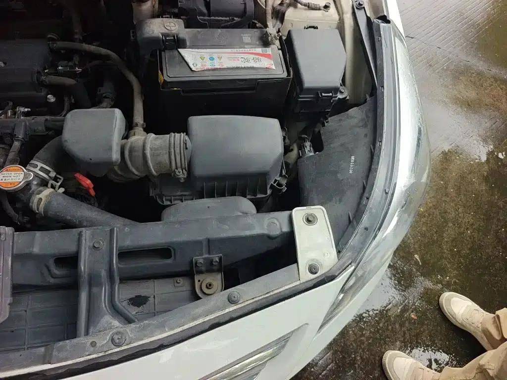 2014 Hyundai Reina 1.4L Automatic Intelligent GLS — миниатюра 24