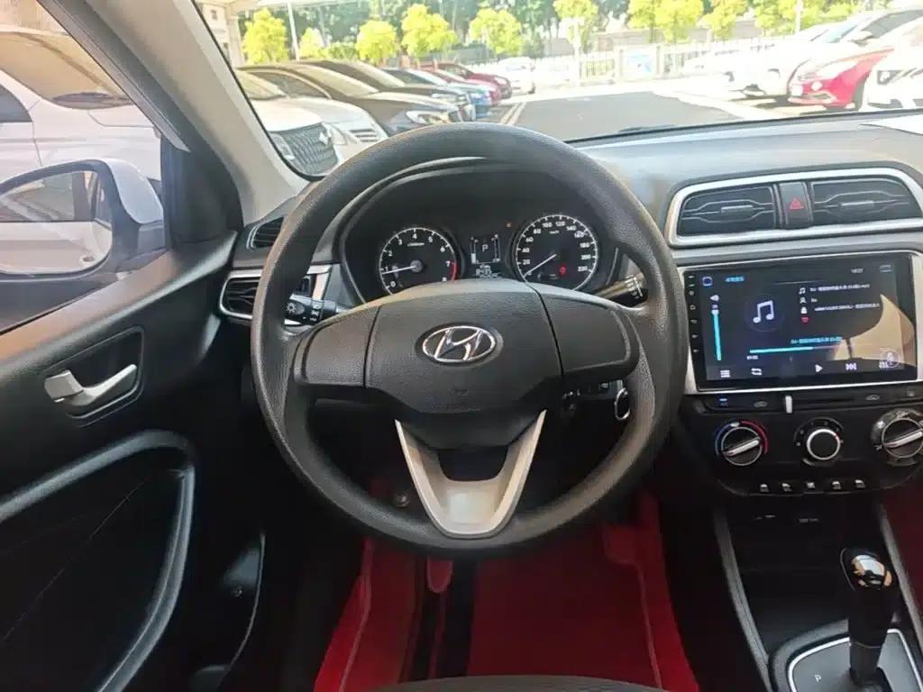2017 Hyundai Reina 1.4L Automatic Premium Edition (China VI Emission Standard) — миниатюра 11