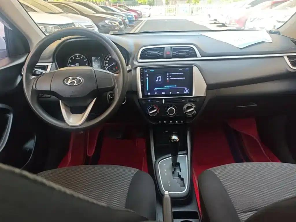 2017 Hyundai Reina 1.4L Automatic Premium Edition (China VI Emission Standard) — миниатюра 10