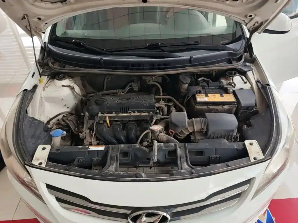 2016 Hyundai Reina 1.4L Automatic Intelligent GLS — миниатюра 20