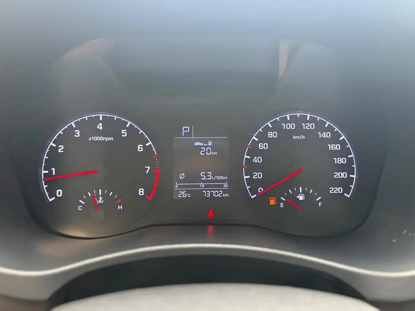 2016 Hyundai Verna 1.4L Automatic GLS (Cool Edition) — миниатюра 14