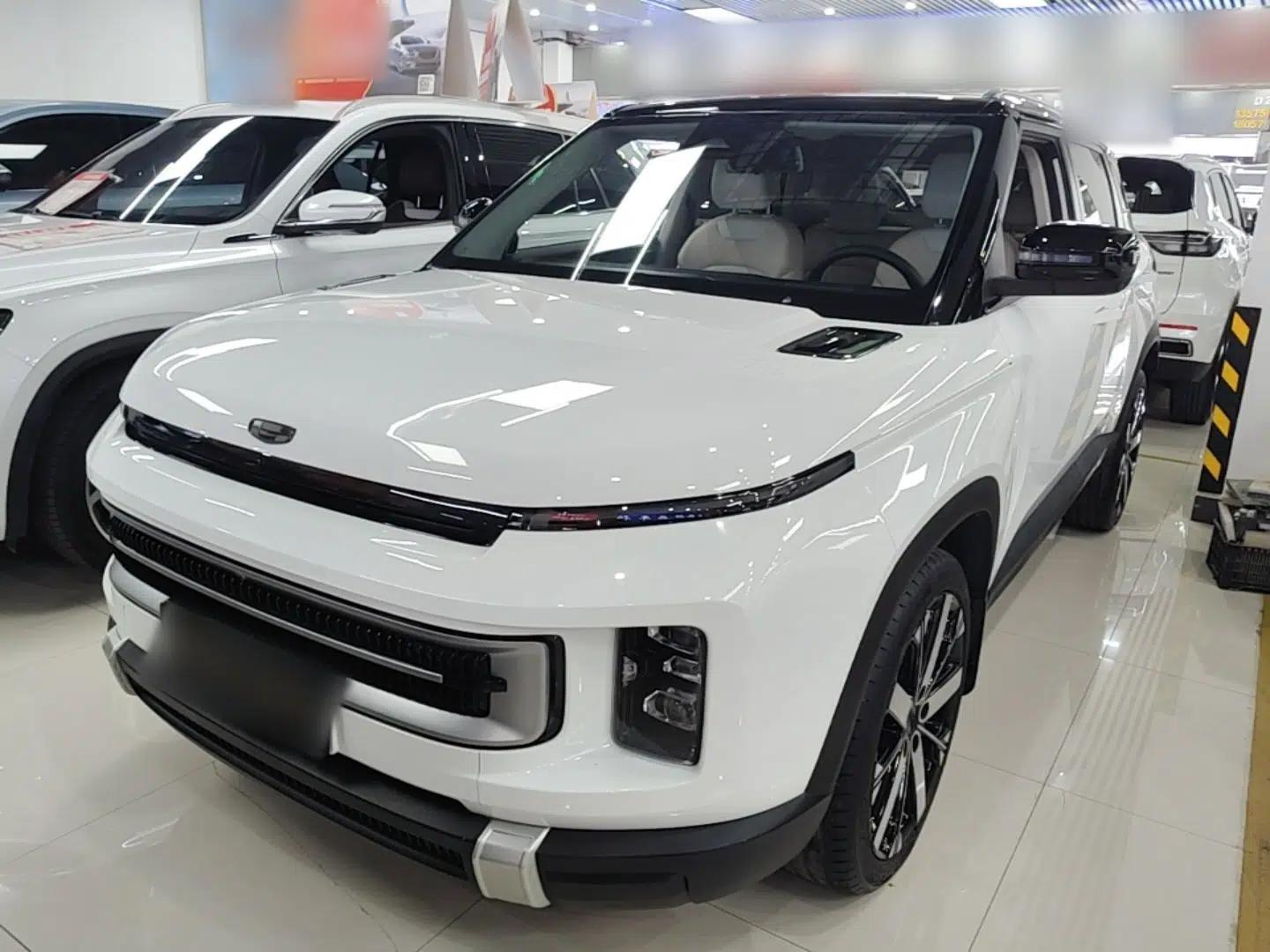 Geely Auto icon 2023 1.5TD Star Player — миниатюра 1