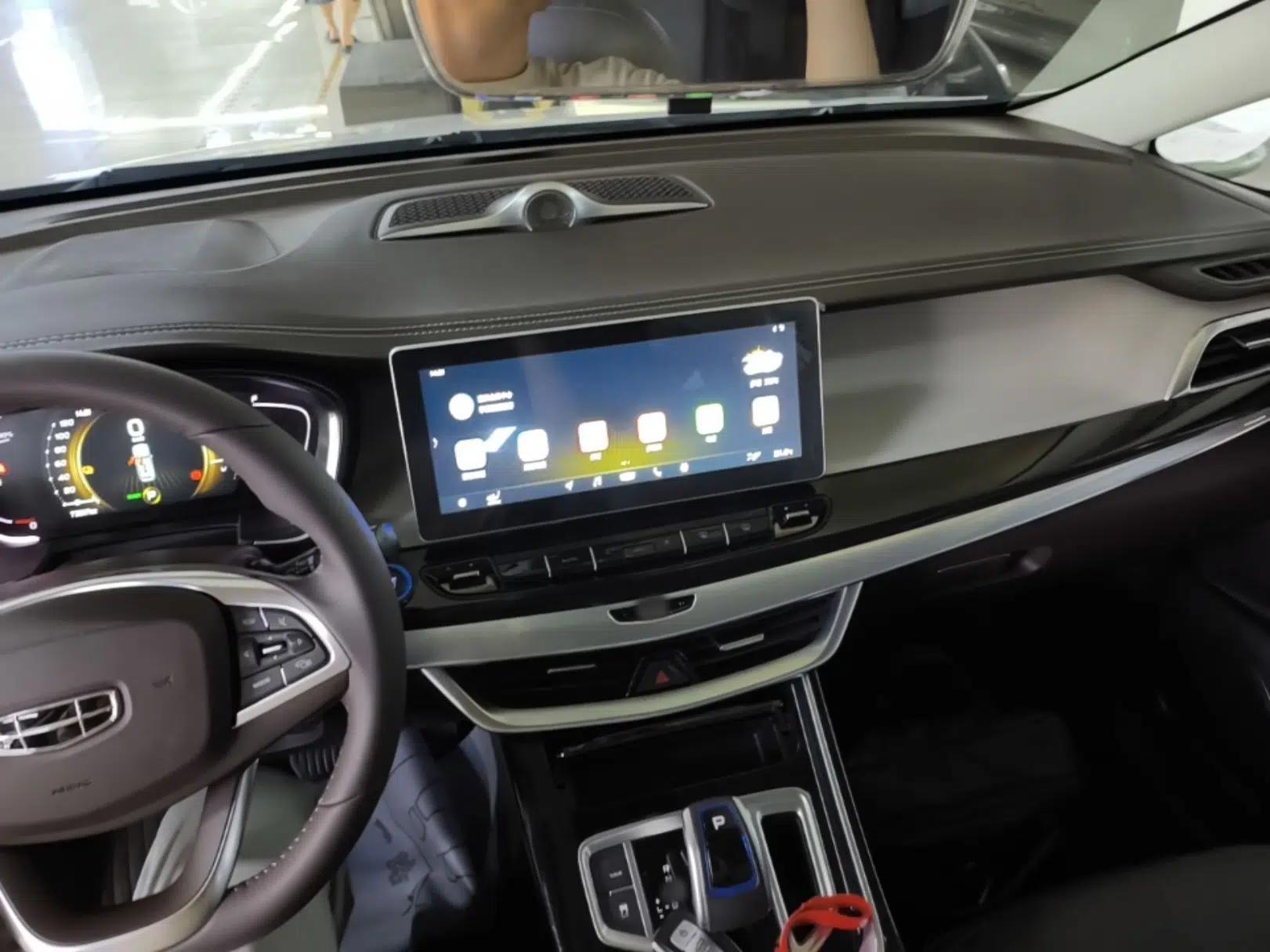 Geely Auto Jiajie New Energy 2021 ePro 1.5TD PHEV Luxury Model — миниатюра 12