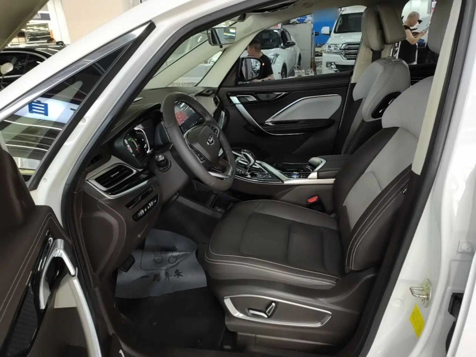 Geely Auto Jiajie New Energy 2021 ePro 1.5TD PHEV Luxury Model — миниатюра 17