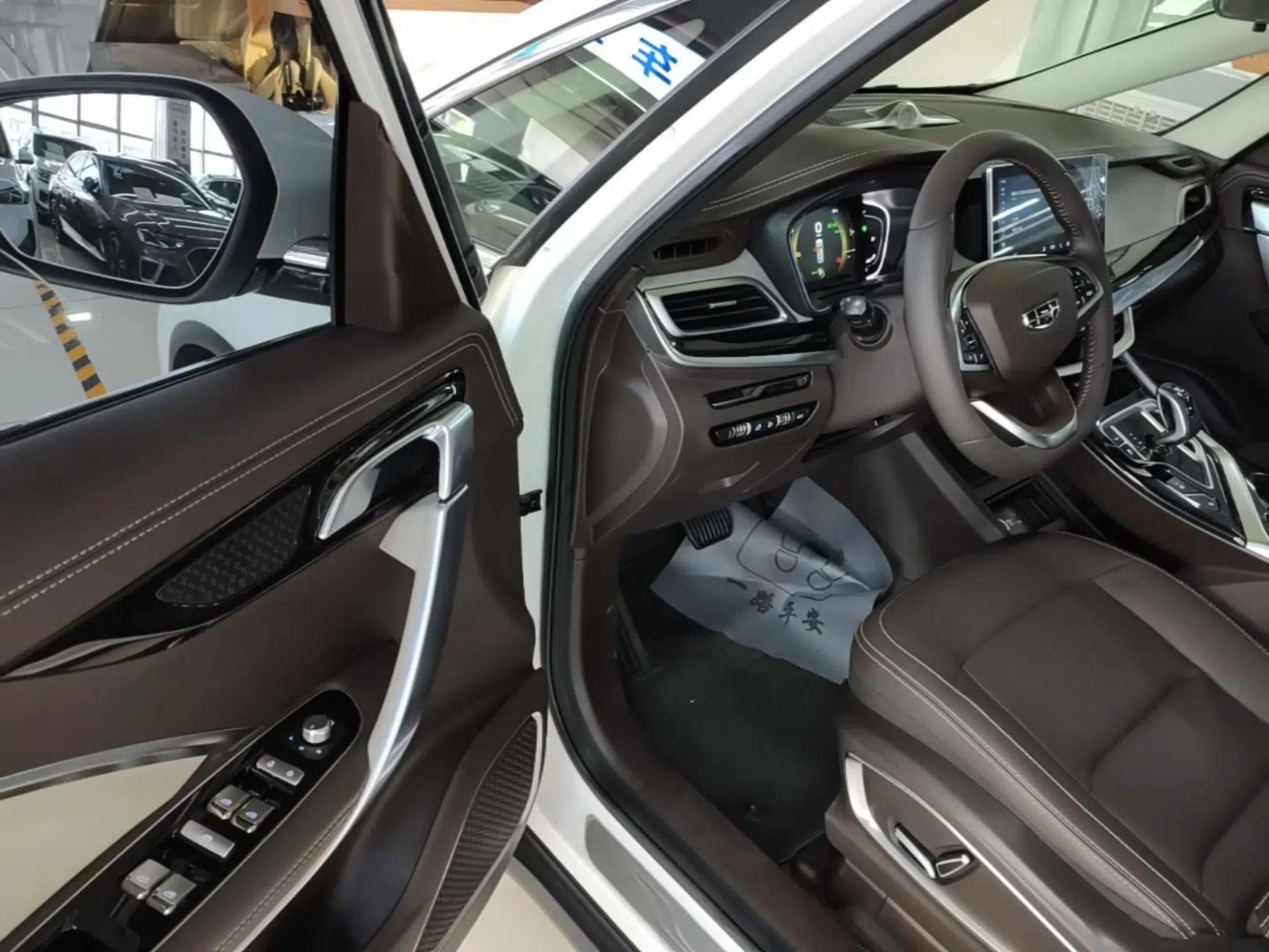 Geely Auto Jiajie New Energy 2021 ePro 1.5TD PHEV Luxury Model — миниатюра 18
