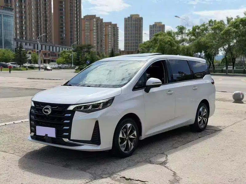 Trumpchi M6 2021 270T Automatic Premium Edition 7-seater — миниатюра 1