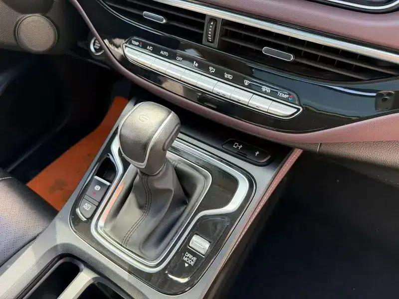 Trumpchi M6 2021 270T Automatic Premium Edition 7-seater — миниатюра 12