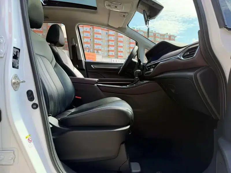 Trumpchi M6 2021 270T Automatic Premium Edition 7-seater — миниатюра 14