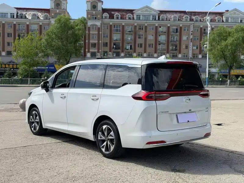 Trumpchi M6 2021 270T Automatic Premium Edition 7-seater — миниатюра 3