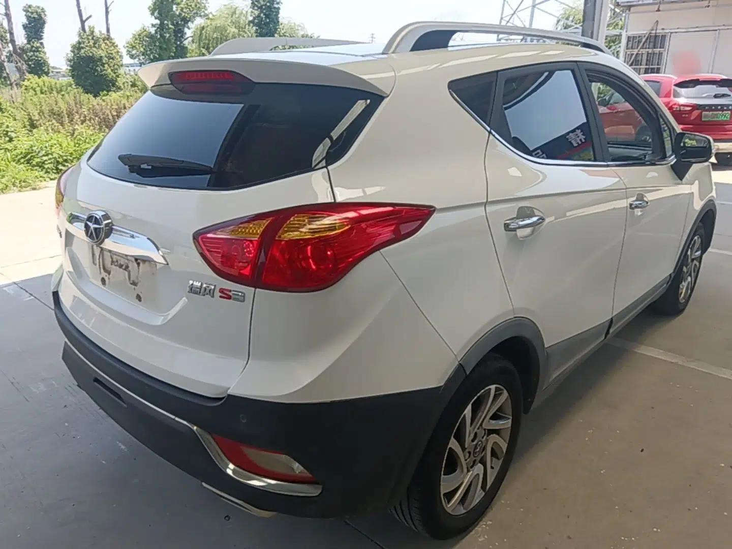 JAC Group Refine S3 2016 1.5L CVT Luxury Smart Version — миниатюра 6