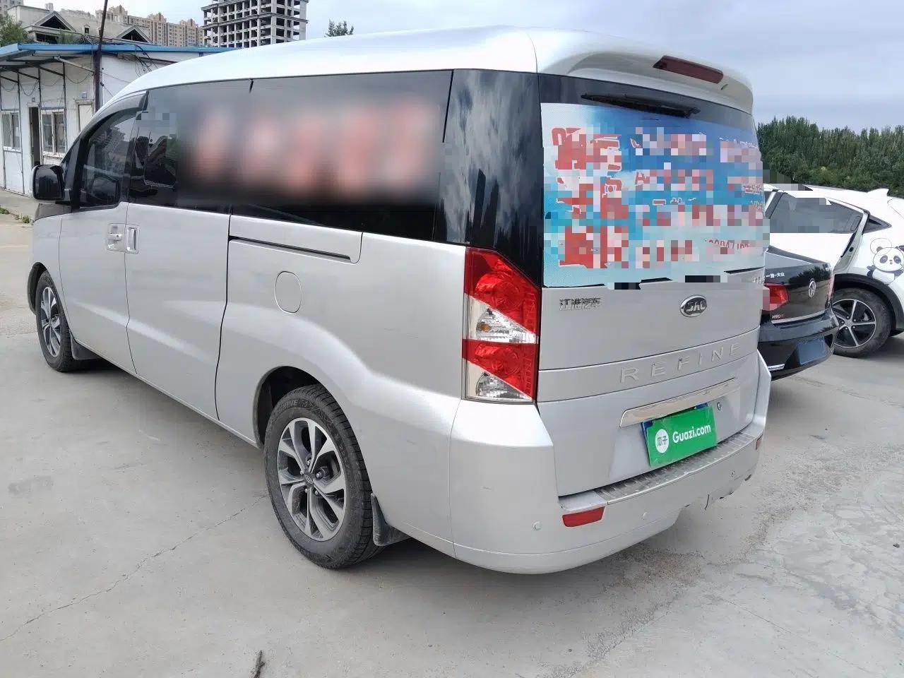 JAC Group Refine M5 2019 model year, manual transmission, gasoline, 2.0L, 7 seats — миниатюра 4